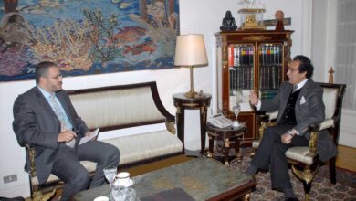 وزير الثقافة فاروق حسني: متى تعلمت الممثلات المعتزلات الدين حتى يصبحن داعيات؟! 8 ضياء السعيد، فاروق حسني، وزير الثقافة المصري 1 وزير الثقافة فاروق حسني: متى تعلمت الممثلات المعتزلات الدين حتى يصبحن داعيات؟!