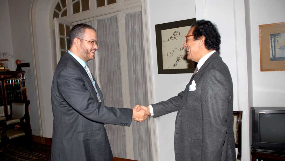 وزير الثقافة فاروق حسني: متى تعلمت الممثلات المعتزلات الدين حتى يصبحن داعيات؟! 2 ضياء السعيد، فاروق حسني، وزير الثقافة المصري 2 وزير الثقافة فاروق حسني: متى تعلمت الممثلات المعتزلات الدين حتى يصبحن داعيات؟!