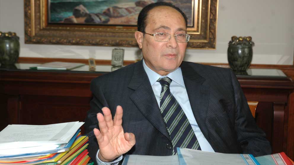 وزﻳﺮ اﳌﻮارد اﳌﺎﺋﻴﺔ: ﻣﺼﺮ ﻗﺎدرة ﻋﻠﻰ ﺣﻤﺎﻳﺔ ﺳﺪﻫﺎ اﻟﻌﺎﻟﻲ ﺿﺪ أي ﻋﺪوان.. وﻫﻴﺌﺔ مياه اﻟﻨﻴﻞ سترى النور قريبًا 6 ضياء السعيد، محمود أبوزيد، وزير الموارد المائية المصري 3 وزﻳﺮ اﳌﻮارد اﳌﺎﺋﻴﺔ: ﻣﺼﺮ ﻗﺎدرة ﻋﻠﻰ ﺣﻤﺎﻳﺔ ﺳﺪﻫﺎ اﻟﻌﺎﻟﻲ ﺿﺪ أي ﻋﺪوان.. وﻫﻴﺌﺔ مياه اﻟﻨﻴﻞ سترى النور قريبًا