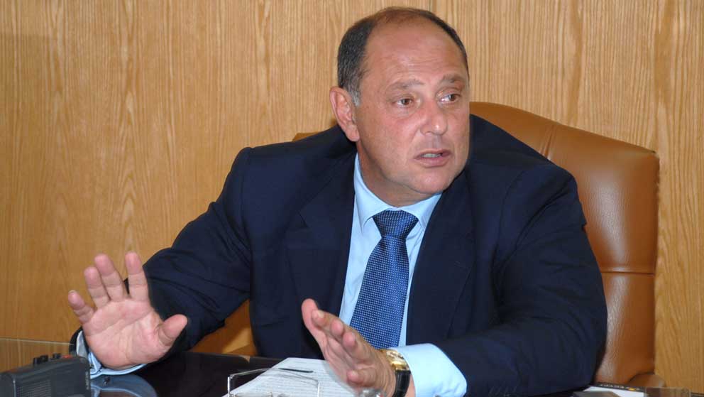 زهير جرانة وزير السياحة: ﻣﻠﻴﻮﻧﺎ ﺳﺎﺋﺢ ﻋﺮﺑﻲ زاروا ﻣﺼﺮ اﻟﻌﺎم اﻟﻤﺎﺿﻲ.. وﻻ ﻧﺘﺪﺧﻞ ﻓﻲ سياسة أﺳﻌﺎر الخدمات السياحية 5 ضياء السعيد، زهير جرانة، وزير السياحة المصري 4 زهير جرانة وزير السياحة: ﻣﻠﻴﻮﻧﺎ ﺳﺎﺋﺢ ﻋﺮﺑﻲ زاروا ﻣﺼﺮ اﻟﻌﺎم اﻟﻤﺎﺿﻲ.. وﻻ ﻧﺘﺪﺧﻞ ﻓﻲ سياسة أﺳﻌﺎر الخدمات السياحية