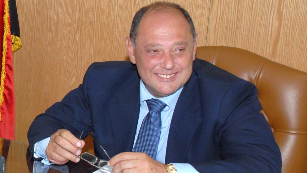 زهير جرانة وزير السياحة: ﻣﻠﻴﻮﻧﺎ ﺳﺎﺋﺢ ﻋﺮﺑﻲ زاروا ﻣﺼﺮ اﻟﻌﺎم اﻟﻤﺎﺿﻲ.. وﻻ ﻧﺘﺪﺧﻞ ﻓﻲ سياسة أﺳﻌﺎر الخدمات السياحية 3 ضياء السعيد، زهير جرانة، وزير السياحة المصري 8 زهير جرانة وزير السياحة: ﻣﻠﻴﻮﻧﺎ ﺳﺎﺋﺢ ﻋﺮﺑﻲ زاروا ﻣﺼﺮ اﻟﻌﺎم اﻟﻤﺎﺿﻲ.. وﻻ ﻧﺘﺪﺧﻞ ﻓﻲ سياسة أﺳﻌﺎر الخدمات السياحية