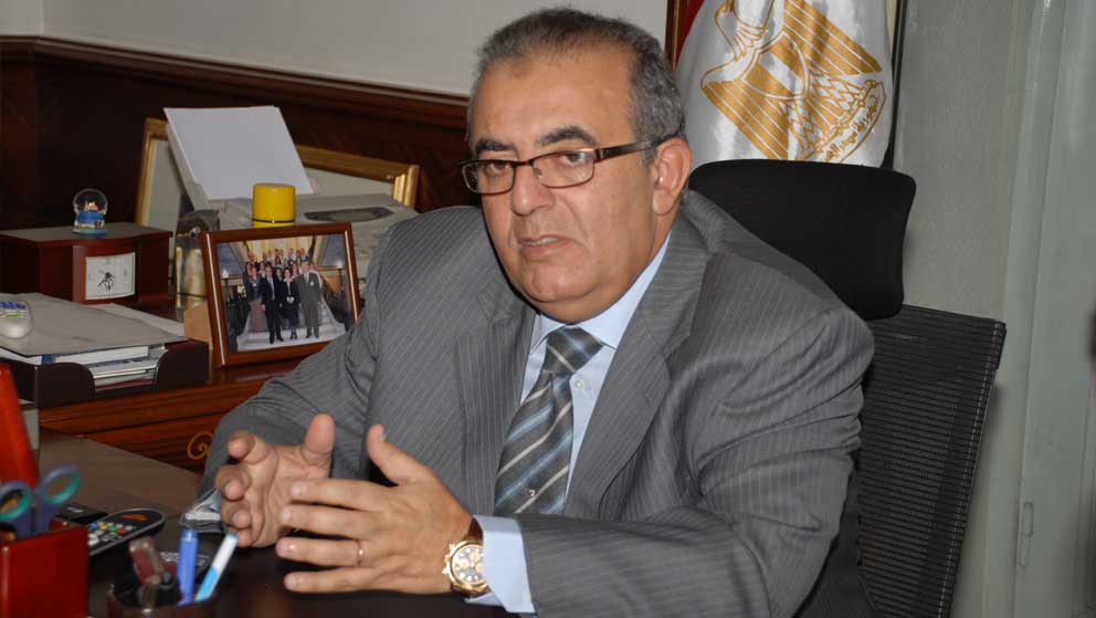 الدكتور حاتم الجبلي وزير الصحة: لا تأجيل للدراسة في مصر وكل الخيارات متاحة 4 ضياء السعيد، الوزير حاتم الجبلي 4 الدكتور حاتم الجبلي وزير الصحة: لا تأجيل للدراسة في مصر وكل الخيارات متاحة