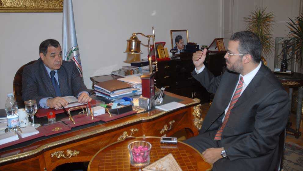 الرئيسية 9 ضياء السعيد، يسري الجمل، وزير التربية والتعليم المصري 2 الرئيسية