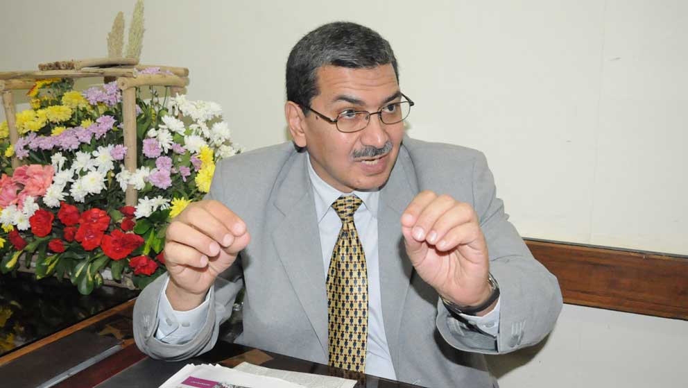 ممدوح الولي نقيب صحفيي مصر الثورة في أول حوار صحفي: قانون النقابة يحتاج إلى تغيير 90% من مواده 4 ضياء السعيد، ممدوح الولي نقيب الصحفيين المصريين 5 ممدوح الولي نقيب صحفيي مصر الثورة في أول حوار صحفي: قانون النقابة يحتاج إلى تغيير 90% من مواده