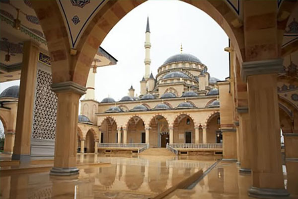 Akhmad Kadyrov Mosque (Grozny, Chechnya) Akhmad Kadyrov Mosque Grozny Chechnya منارات مضئية في أوروبا