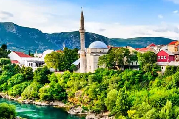 Koski Mehmed Pasha Mosque in Bosnia & Herzegovina Koski Mehmed Pasha Mosque in Bosnia Herzegovina منارات مضئية في أوروبا