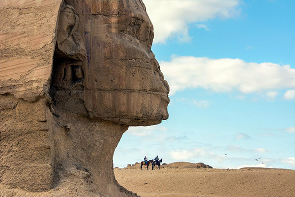 The-Sphinx-at-Giza The Sphinx at Giza مصر العربية